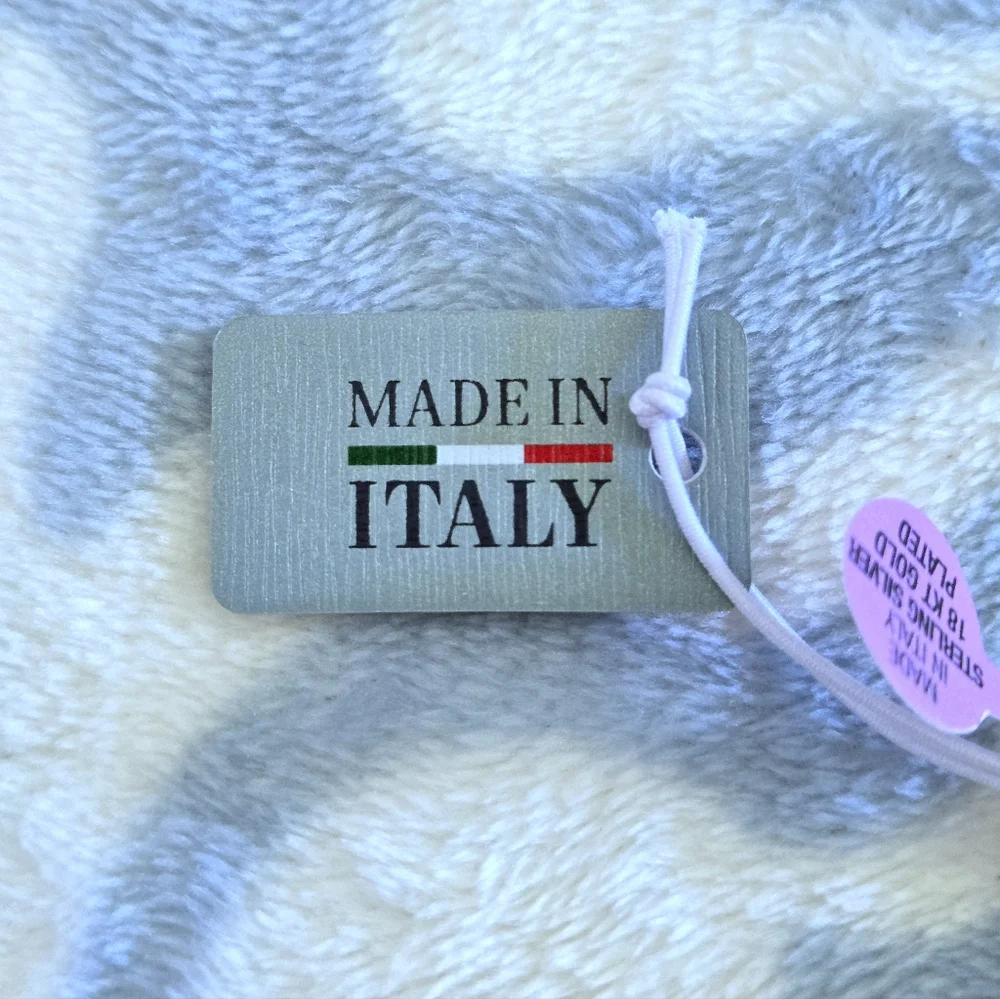 Mia Fiore Textured Gold💛 Triple3️⃣ Blossom🌸 Ring💍 - NWT - Picture 8 of 16